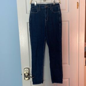 Hollister Ultra High Rise Dark Wash Straight Leg Mom Jeans
